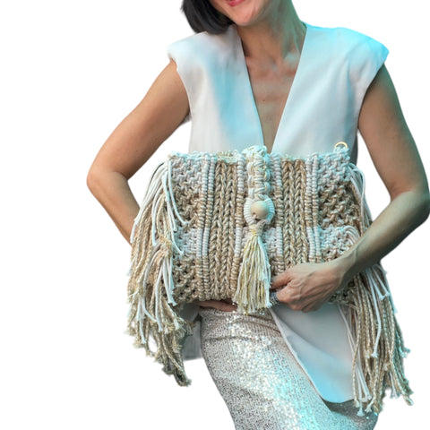 Goldie Hawn - Handwoven macrame and clutch bag in cotton and jute.