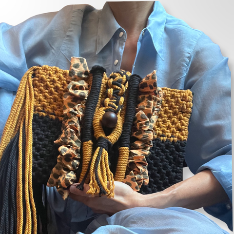 Tendua Handwoven Silk Sari Ruffles Clutch Bag